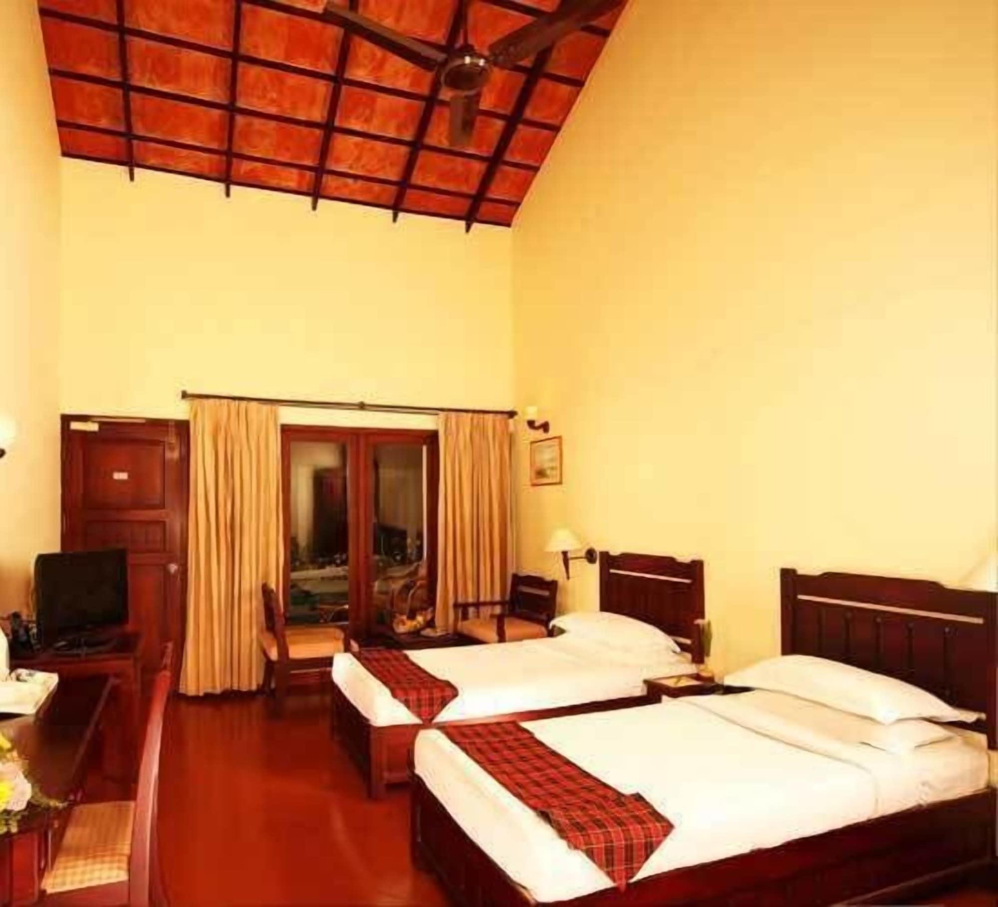 Hotel Abad Whispering Palms Kumarakom Zewnętrze zdjęcie