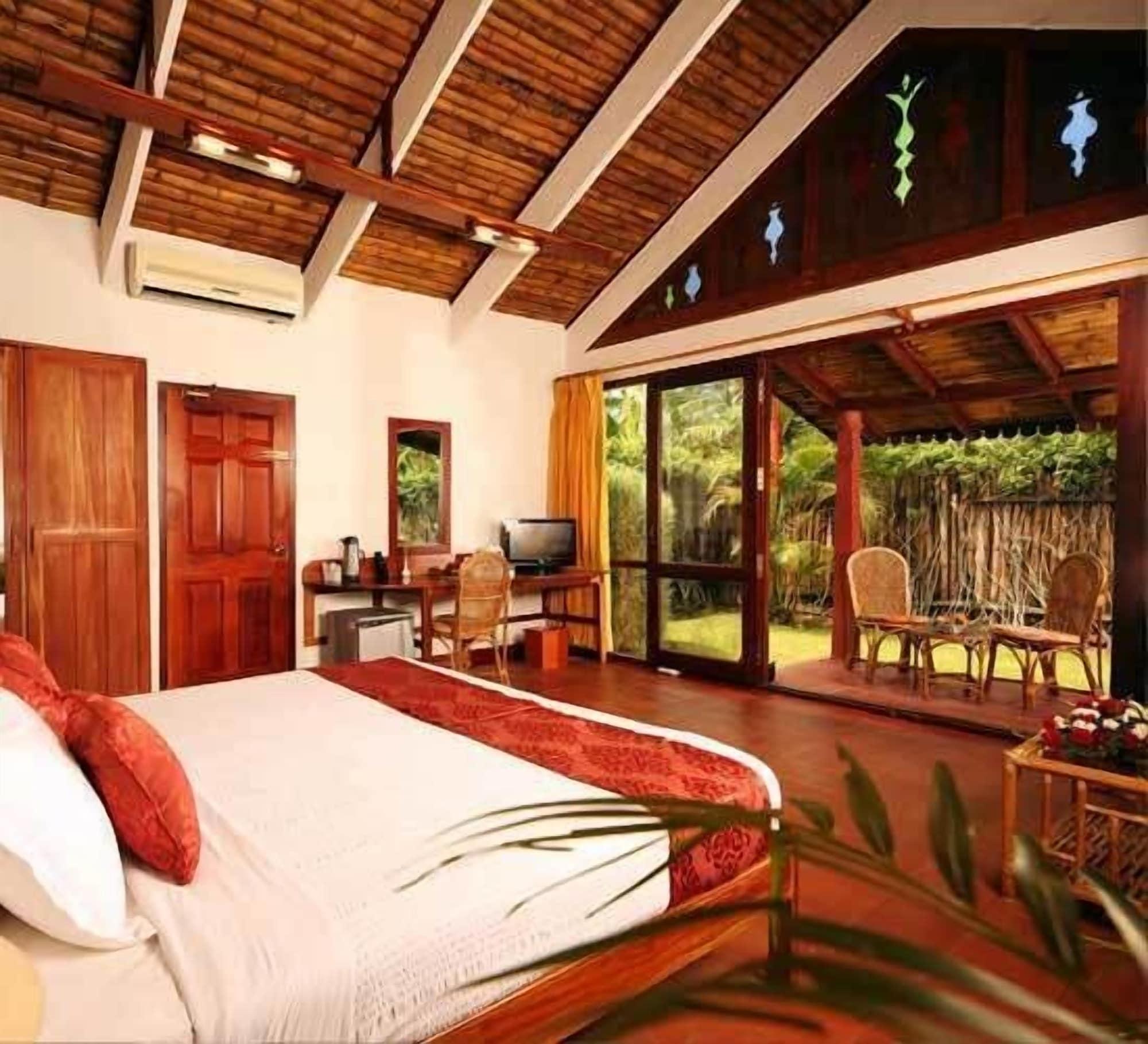 Hotel Abad Whispering Palms Kumarakom Zewnętrze zdjęcie