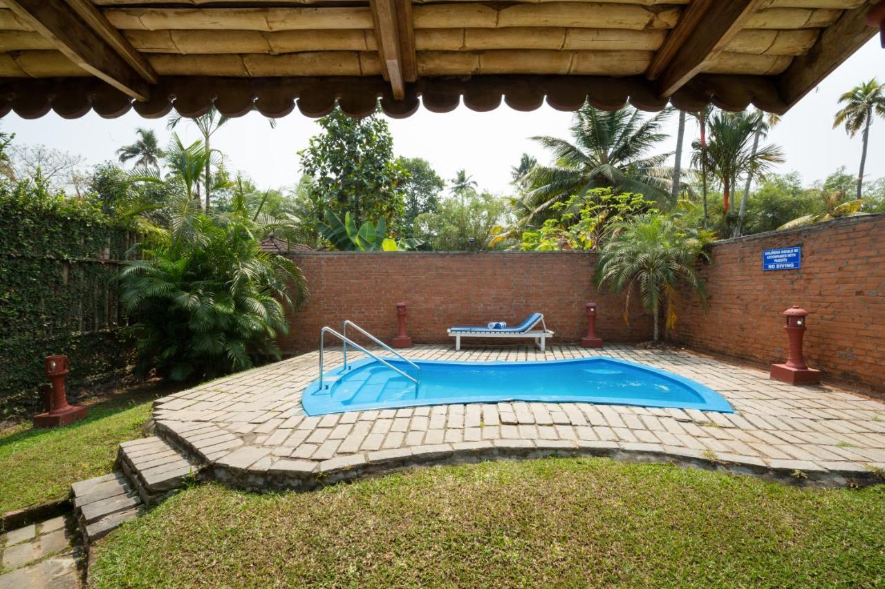 Hotel Abad Whispering Palms Kumarakom Zewnętrze zdjęcie