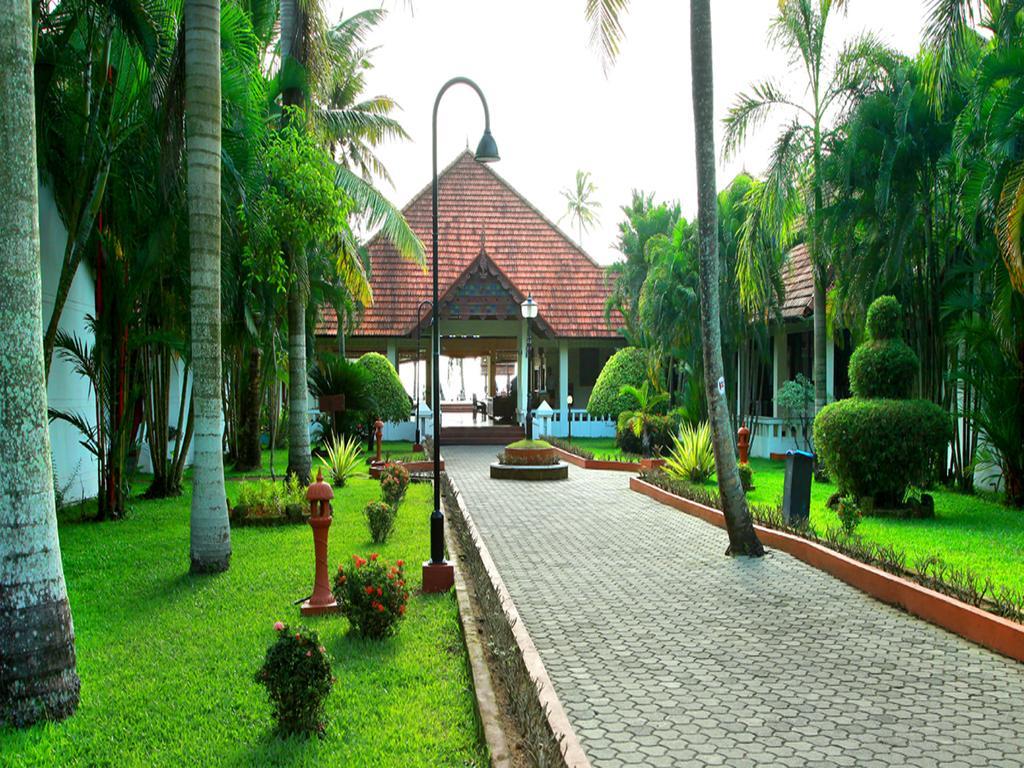 Hotel Abad Whispering Palms Kumarakom Zewnętrze zdjęcie