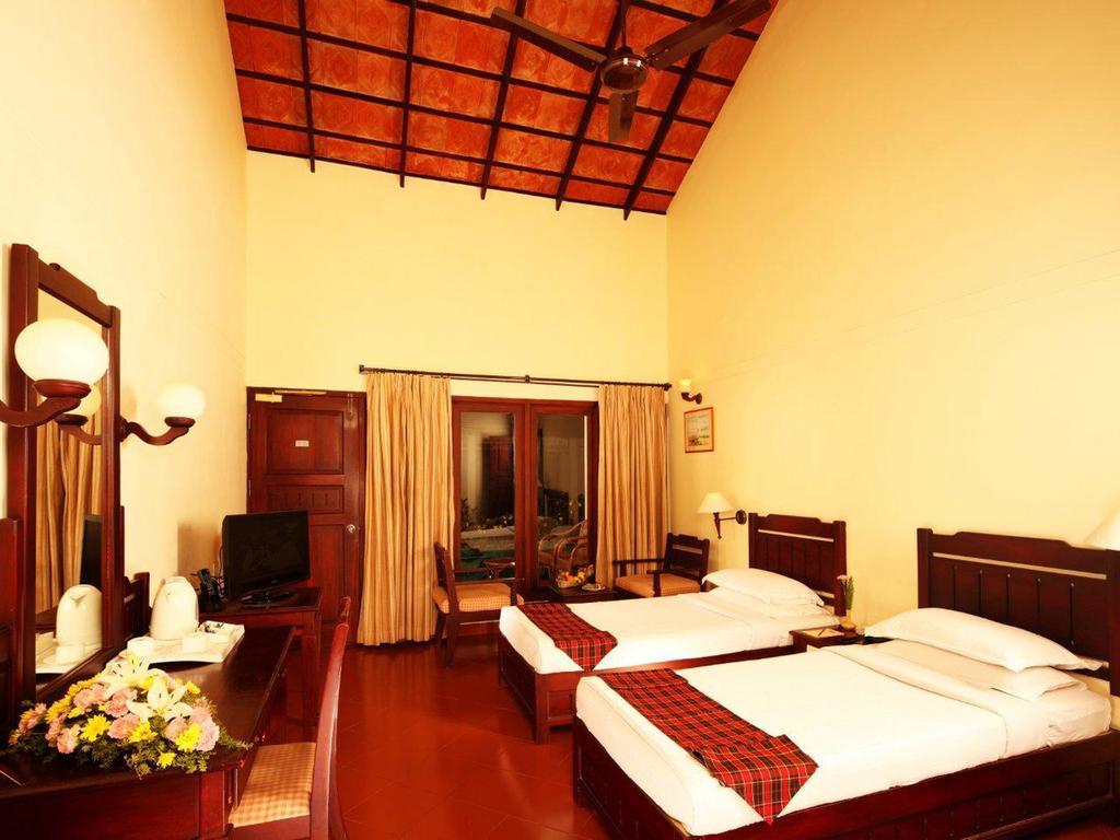 Hotel Abad Whispering Palms Kumarakom Zewnętrze zdjęcie