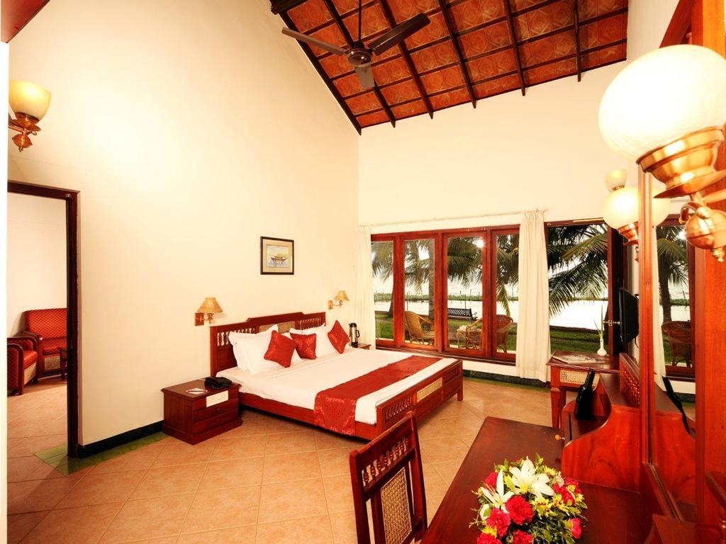 Hotel Abad Whispering Palms Kumarakom Zewnętrze zdjęcie
