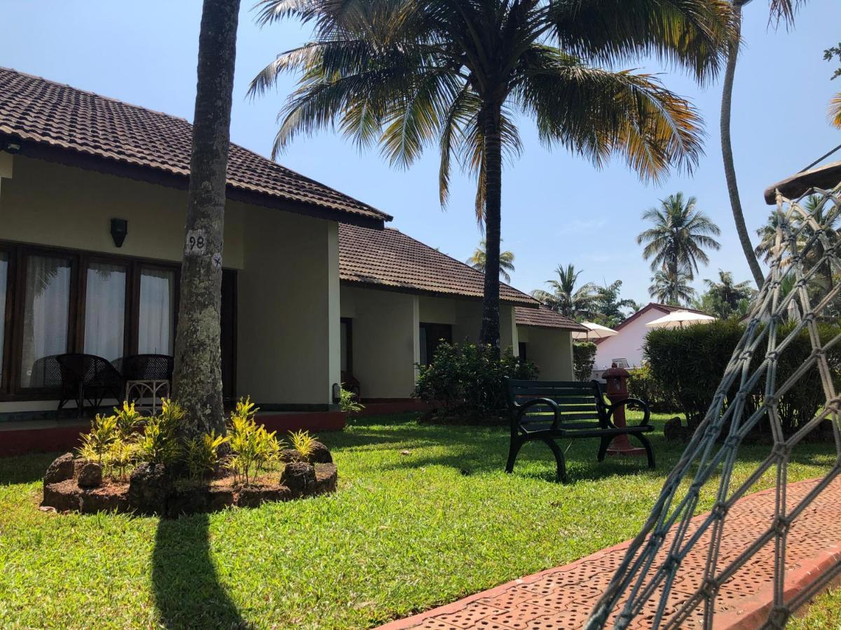 Hotel Abad Whispering Palms Kumarakom Zewnętrze zdjęcie